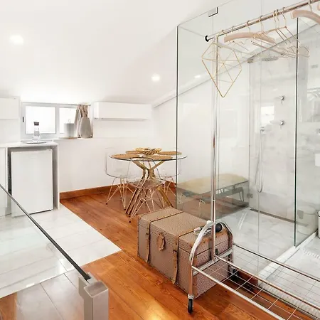 Heart Of The - Castle Apartment *